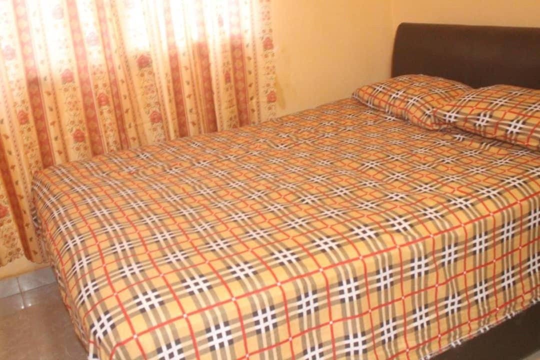 Debora Guest House Freetown Eksteriør billede